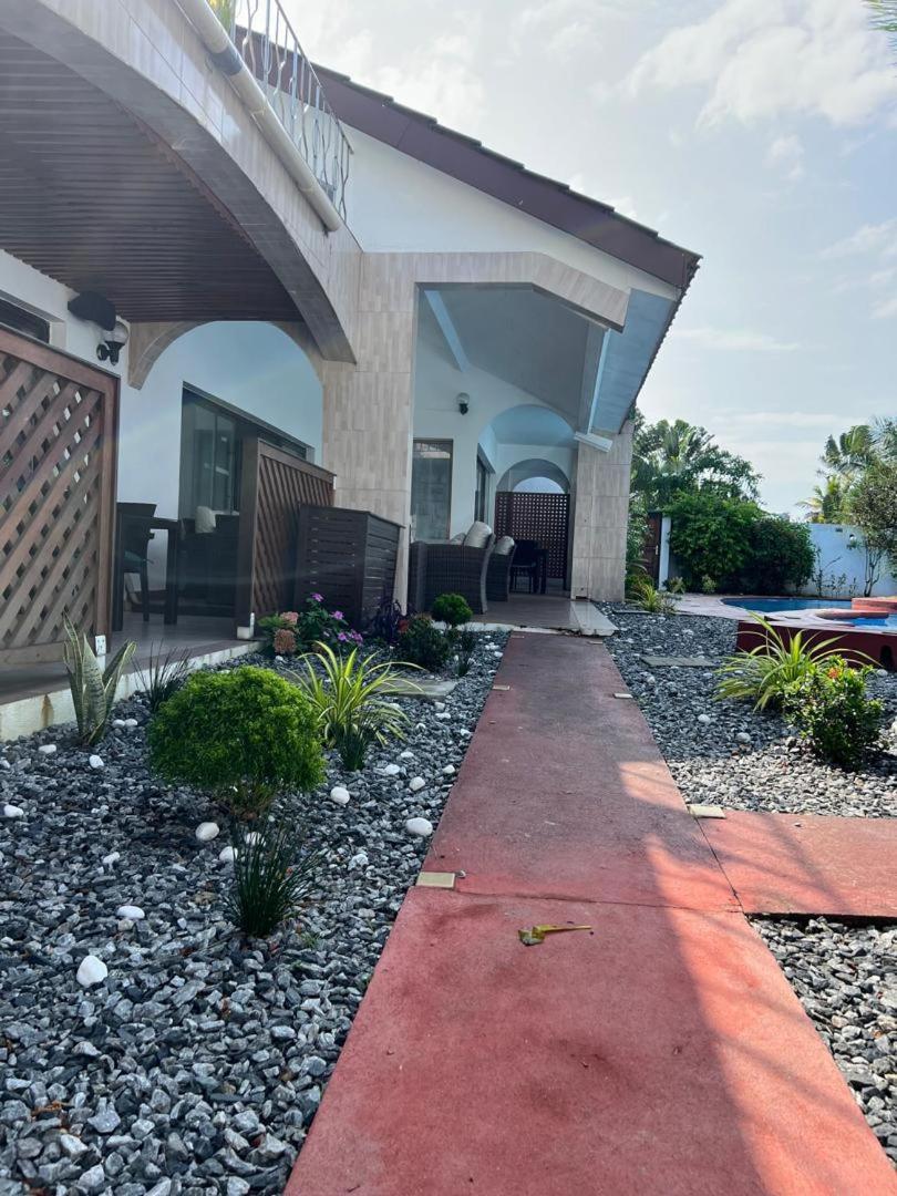 Residence Hoteliere Oceane Libreville Exteriér fotografie